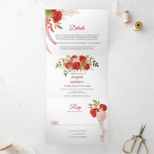 Waterverf Winter Rode Rozen en groen Bruiloft | Drieluik Uitnodiging (Binnen)