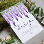 Waterverf Wisteria Foto | Bat Mitzvah Bedankkaart<br><div class="desc">Dit ontwerp bevat elegante waterverf wisteria-bloemen in zacht lavendel en paars met groene bladeren op een witte achtergrond met je Bat Mitzvah Bedankt bericht hieronder. Op het achterste voeg uw favoriete foto toe. Personaliseer door de tekst in de tekstvakjes uit te geven en uw afbeelding toe te voegen. Speciaal voor...</div>