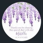 Waterverf Wisteria Hartelijk dank | Bat Mitzvah Ronde Sticker<br><div class="desc">Dit ontwerp bevat elegante waterverf wisteria-bloemen in zacht lavendel en paars met groene bladeren op een witte achtergrond met uw Bat Mitzvah dank u voor uw boodschap en de onderstaande datum. Personaliseer door de tekst in de tekstvakjes uit te geven. Ontworpen voor u door Evco Studio www.zazzle.com/store/evcostudio #mitzvah #batmitzvah #eventplanner...</div>