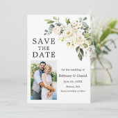 Waterverf wit bloemengroen foto save the date (Staand voorkant)
