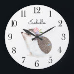 Waterverf Woodland Animal Hedegel Nursery Grote Klok<br><div class="desc">Een griezelige,  schattige waterverf boort dierlijk egeltje voor het kweken van een baby,  kweekvijver. Een perfect baby shower of nieuw babygeschenk. Voeg de naam van uw baby toe aan de sjabloon of verwijder gewoon de naam.</div>