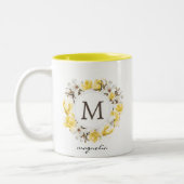 Waterverf Yellow Magnolia Wreatmonogram Tweekleurige Koffiemok (Links)