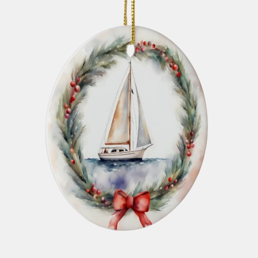Waterverf zeilboot in een kerstkrans keramisch ornament (Rechts)