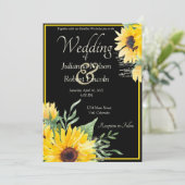 Waterverf zonnebloemen op zwarte bruiloft kaart (Staand voorkant)