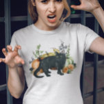 Waterverf Zwart Kat Pompoen Halloween T-shirt<br><div class="desc">Dit ontwerp werd gecreeerd door digitale kunst. U kunt de stijl van dit shirt veranderen door Meer > onder de stijloptie te kiezen. Het kan worden gepersonaliseerd door op de aanpassingsknop te klikken en de kleur te wijzigen, een naam, initialen of je favoriete woorden toe te voegen. Neem contact met...</div>