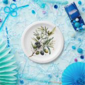 Waterverf zwarte en groene olijven op een tak papieren bordje (Feest)