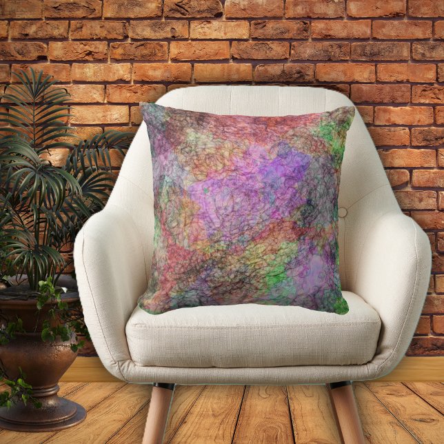 Waterverflook met  wervelende kleuren buitenkussen (Abstract pattern of swilrs of pretty pinks purples greens yellows on home decor pillow.)