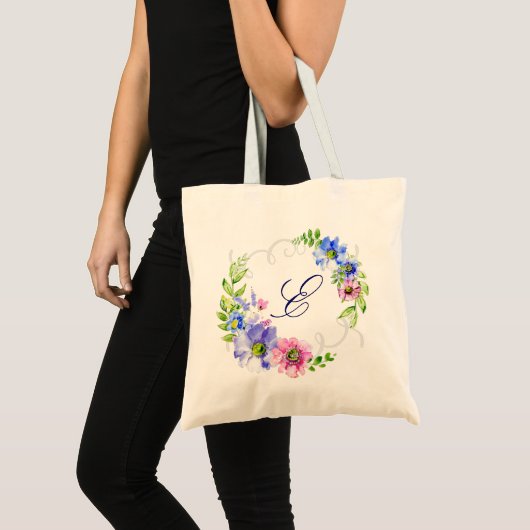 Waterverven bloemen met een monogram tote bag (Voorkant (product))