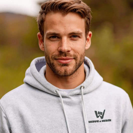 Wave and Walk Zwarte Logo Essential Hoodie