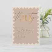 Wave border neutraal goud moderne 30e verjaardag kaart (Staand voorkant)