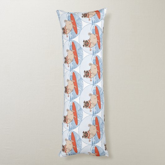 Wave riding happy pug dog on surfboard  lichaamskussen (Achterkant (Verticaal))