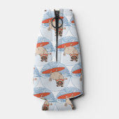 Wave riding happy pug dog on surfboard  scarf band flesjeskoeler (Achterkant)