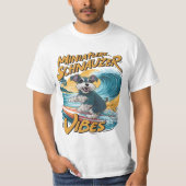 Wave-Riding Miniatuur Schnauzer Surfavontuur T-shirt (Voorkant)
