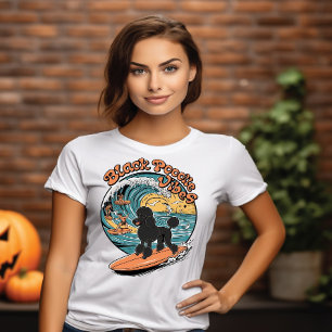 Wave-rijden zwart poedel surfen avontuur t-shirt
