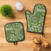 Wave Warrior Hawaiian Primitive Tapa Green Ovenwant & Pannenlap Set (Top down)