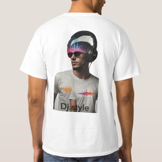 Waveform Beats: Aangepaste DJ Logo T-Shirt Design (Achterkant)