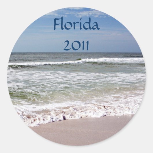 Waves Crash op Sandy Beach Ronde Sticker (Voorkant)