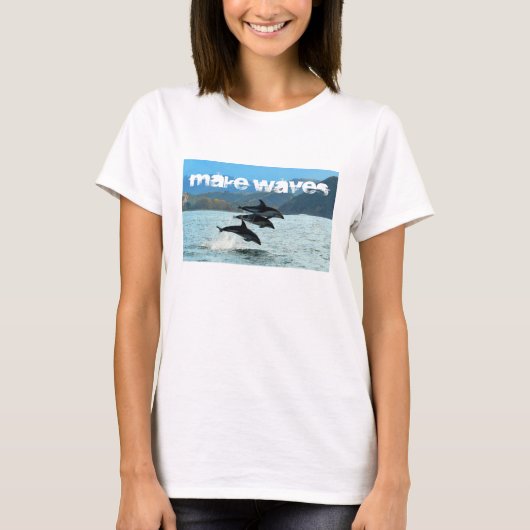 Waves Dolphins T-shirt voor vrouwen (Voorkant)
