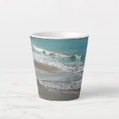 Waves Lapping op de Beach Turquoise Blue Ocean Latte Mok (Voorkant)