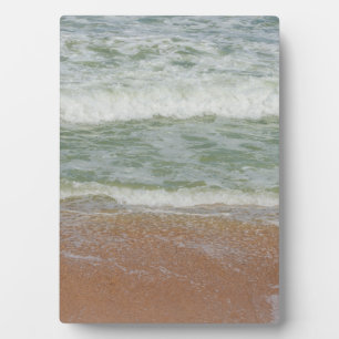 Waves op het tropische Afbeelding van het strand Fotoplaat