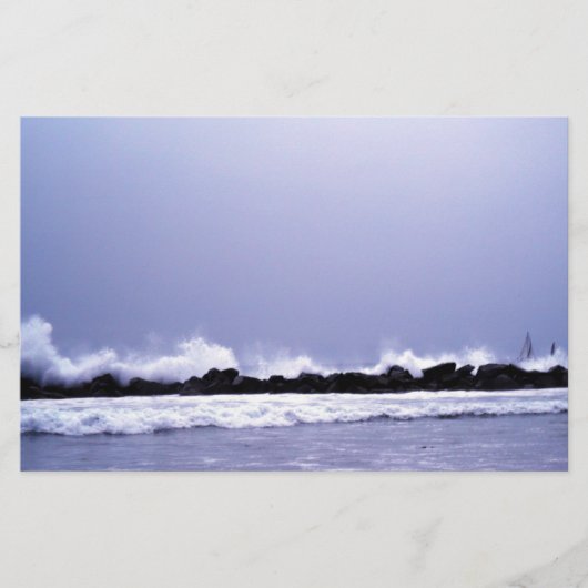 Waves tegen de Rocks_ Stationery Briefpapier (Voorkant)