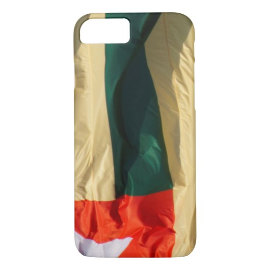 Waving Flag Togo Case-Mate iPhone Case (Achterkant)