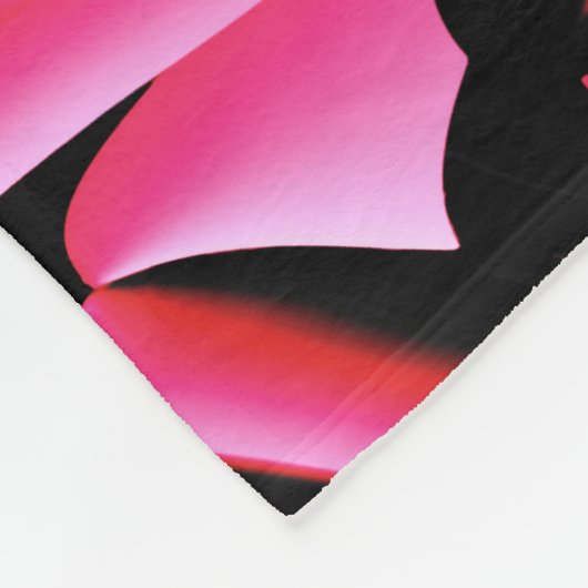 Wavy Abstract 270321 - 01 Rood Fleece Deken (Hoek)