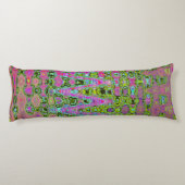 Wavy Abstract Green and Red Retro Mosaic Zigzags Lichaamskussen (Achterkant)