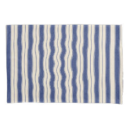 Wavy Blue en White Stripes Kussensloop