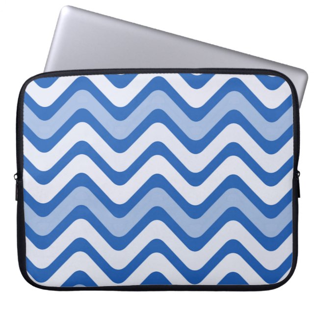 Wavy Blue Pattern Laptop Sleeve (Voorkant)