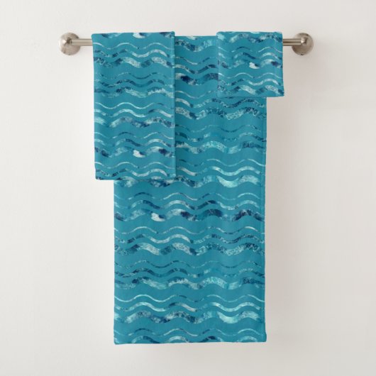 Wavy Blue Zee Pattern Bad Handdoek (Insitu)