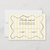 Wavy Frame Soft Yellow Striped Wedding RSVP Kaartje (Voorkant)