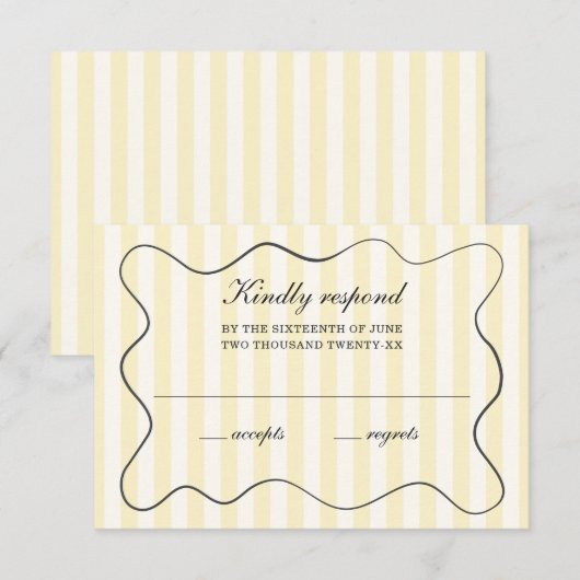 Wavy Frame Soft Yellow Striped Wedding RSVP Kaartje (Voorkant / Achterkant)