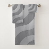 Wavy Gray Bad Handdoek (Insitu)