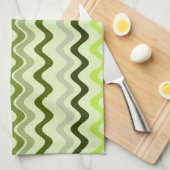 Wavy Groovy Stripes Lichtgroen Theedoek (Quarter Fold)