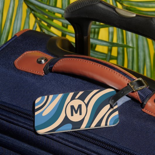 Wavy Loops Retro Abstract Pattern Initiaal Blue Bagagelabel (Voorkant Insitu 3)
