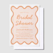 Wavy Modern Curvy Bold Peach Fuzz Vrijgezellenfees Vellum Uitnodigingen (Offset)