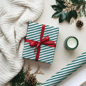 Wavy Modern minimaal groen en wit streeppatroon Cadeaupapier