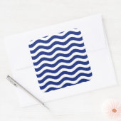 Wavy Navy Stripes decor Vierkante Sticker (Envelop)