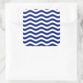 Wavy Navy Stripes decor Vierkante Sticker (Tas)