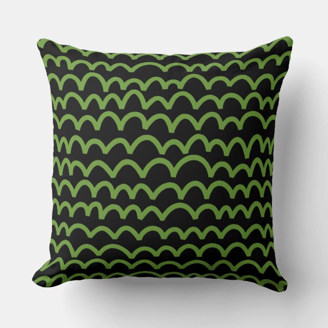 Wavy Pattern - Avocado Green op Black Kussen (Voorkant)