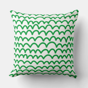 Wavy Pattern - Grass Green on White Kussen