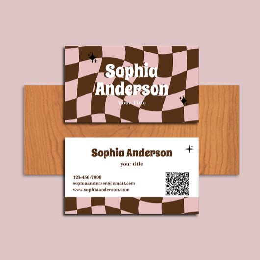 Wavy Retro Roze & Bruine Checker met QR-code Visitekaartje