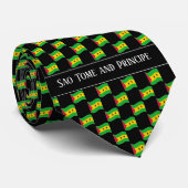 Wavy Sao Tome and Principe Flag Pattern  Stropdas (Opgerold)