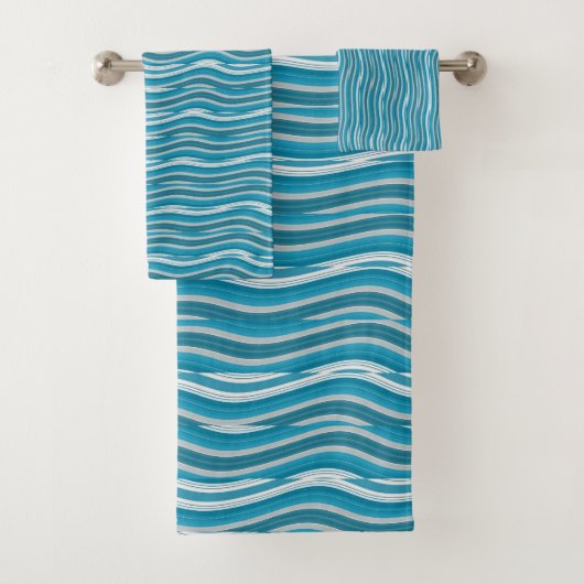 Wavy Turquoise en White Stripes Bad Handdoek (Insitu)