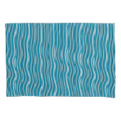 Wavy Turquoise en White Stripes Kussensloop (Voorkant)