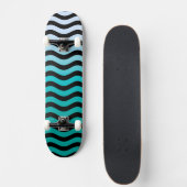 Wavy Turquoise Stripes Persoonlijk Skateboard (Voorkant)