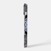 Waydkleine Viva Baroque Monogram iPhone 15 Case (Linkerkant)