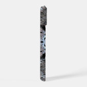 Waydkleine Viva Baroque Monogram iPhone 15 Case (Rechterkant)