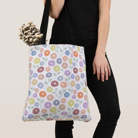 Wazig Bloem Herhaal Patroon Pastels op Wit Tote Bag (Dichtbij)